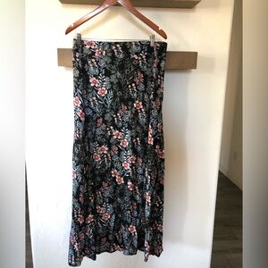 Caroline Morgan|Floral column maxi skirt, Dark Florals••90’s style, SUMMER ready